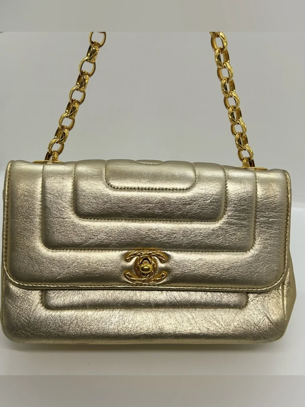 CHANEL Vintage Metallic Gold Vertical Quilt Bijou Chain Mini Border Flap Bag